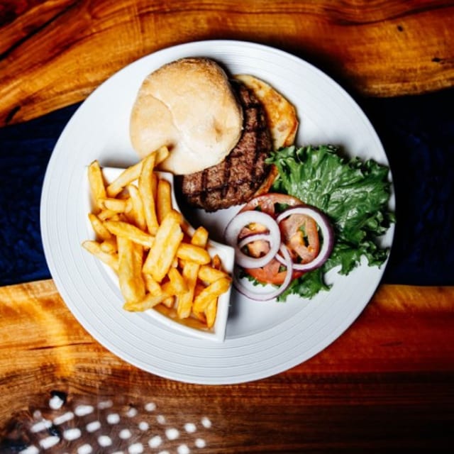 1/2 Lb Steakburger.